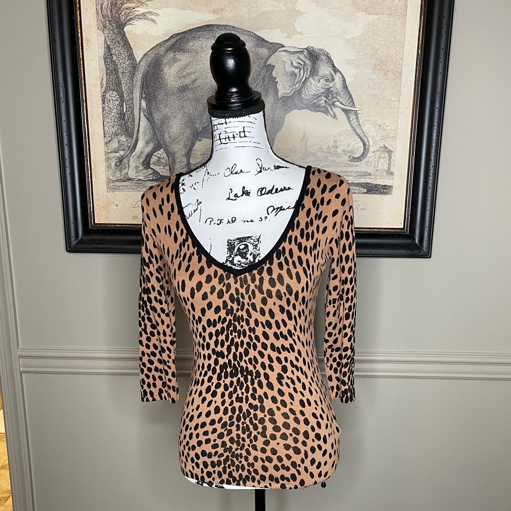 GUESS 3/4 sleeve top